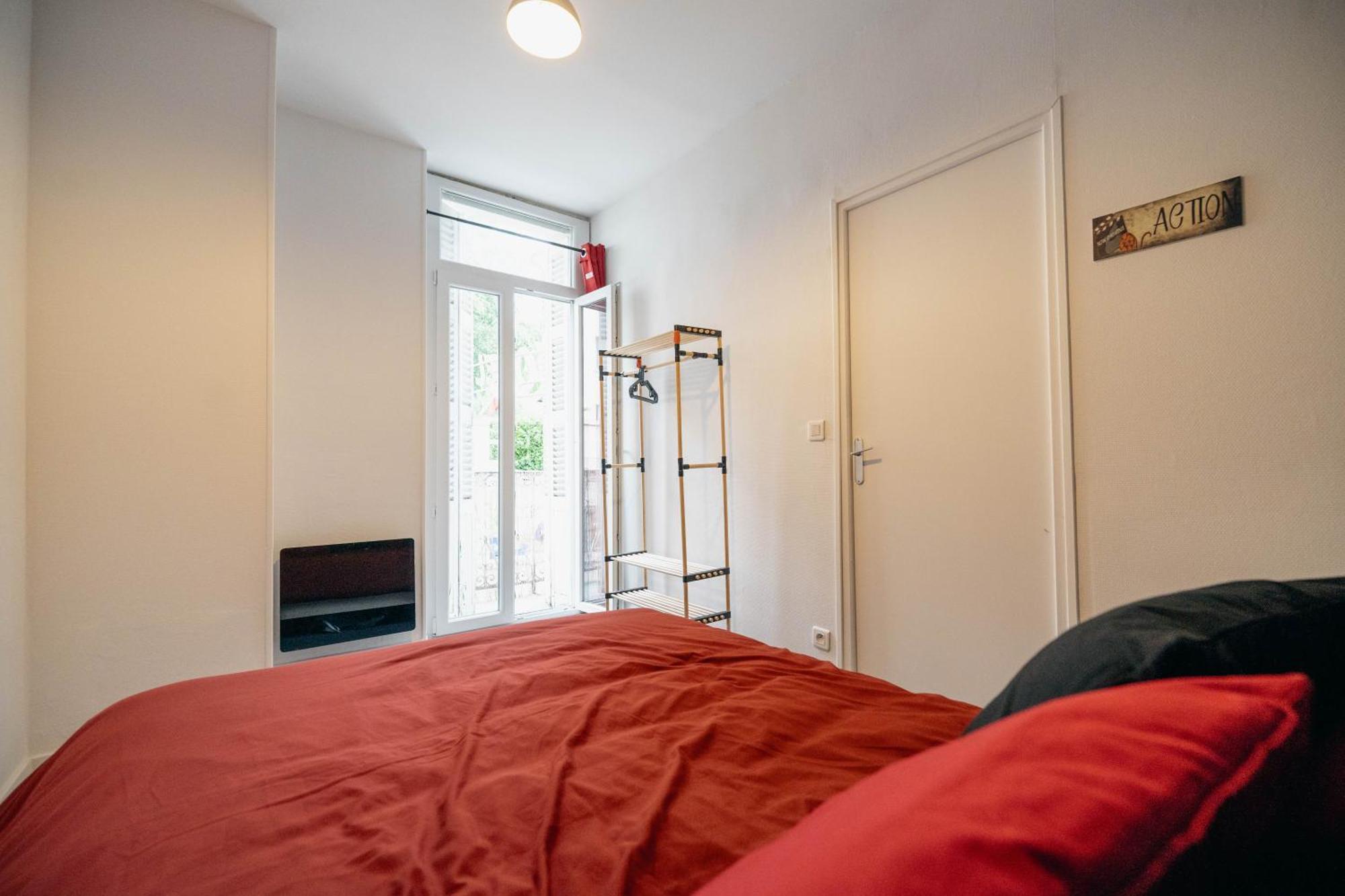 Le Sejour Cine-Proche Du Centre-Wifi-Parking Apartment Лурд Екстериор снимка