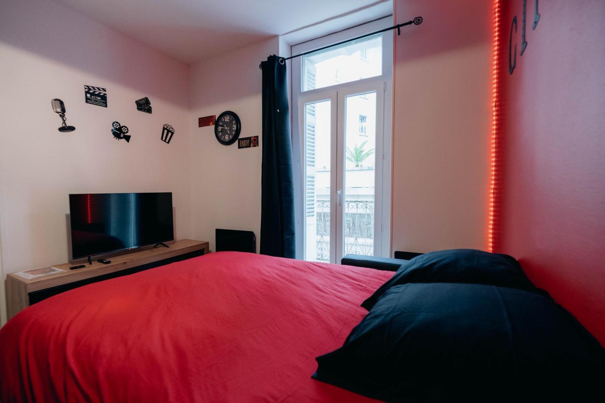 Le Sejour Cine-Proche Du Centre-Wifi-Parking Apartment Лурд Екстериор снимка